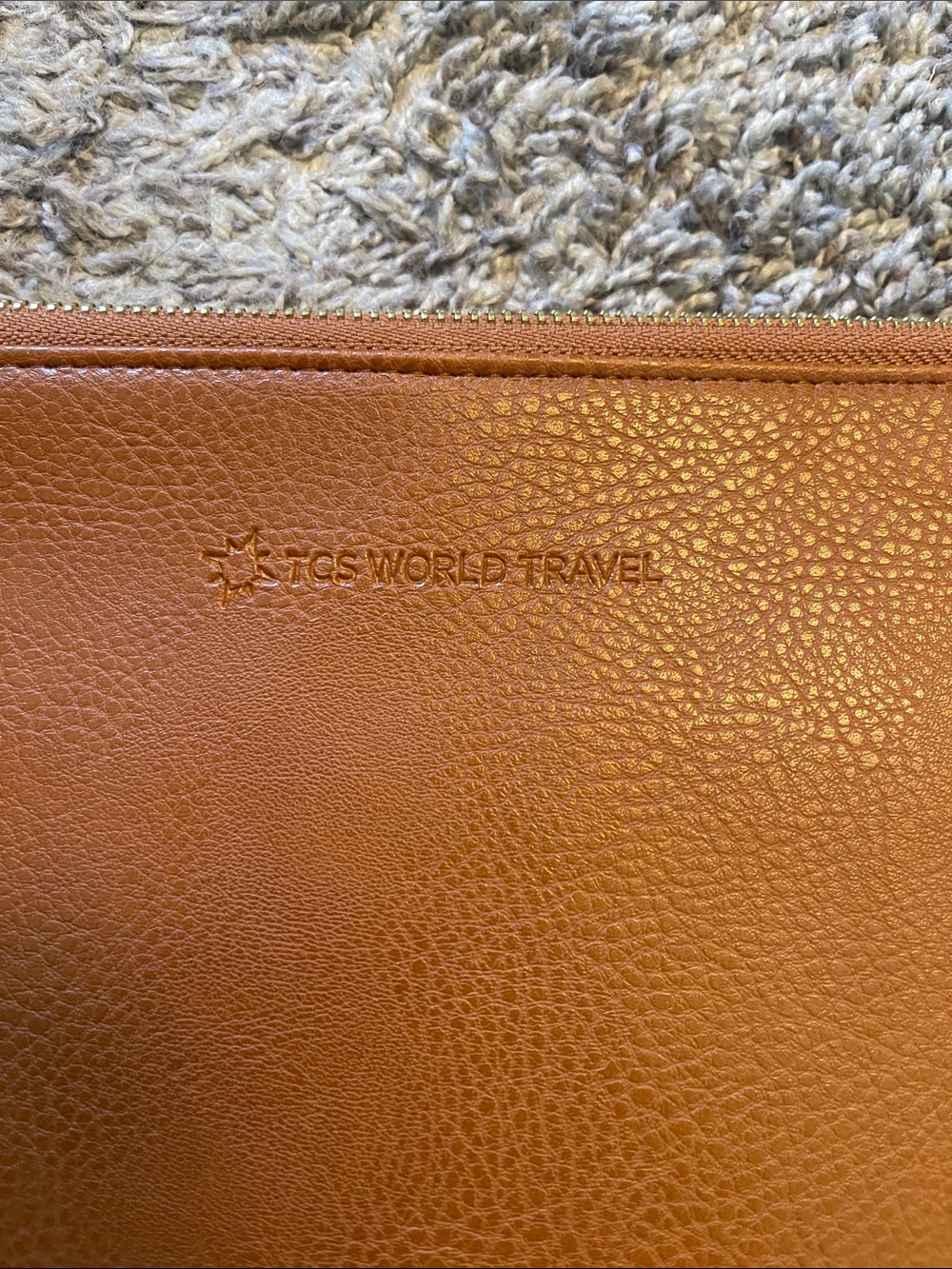 TCS World Travel Tan Leather Travel Pouch - Picture 2 of 7